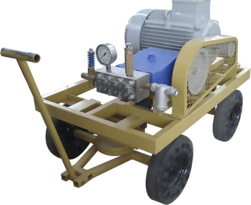 Limpiador de alta presión eléctrico - PressureJet Systems Pvt. Ltd. - en remolque