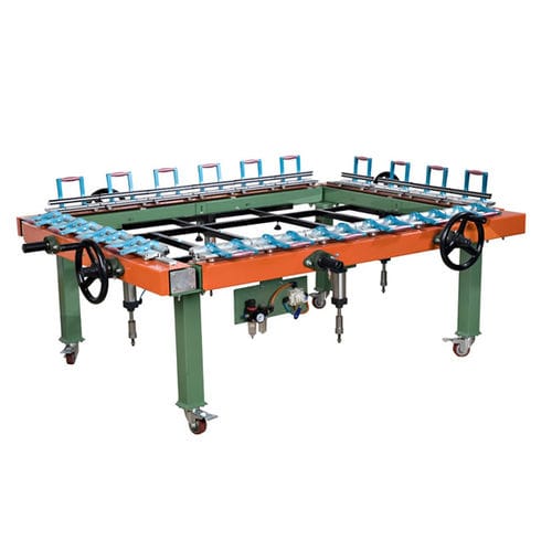 Máquina de estiramiento para pantallas de serigrafía - 1600LW   - LC Printing Machine Factory Limited