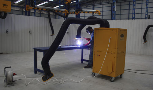 Extractor de humo móvil - UNVEREN Co.Inc. - de soldadura / con filtro autolimpiante