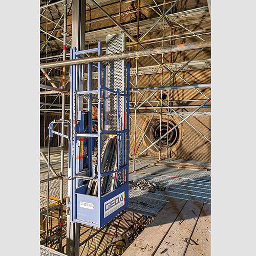 Montecarga de cremallera - 300 Z Boiler Hoist - GEDA GmbH - para material de construcción / de columna