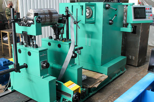 Máquina equilibradora horizontal - 9K718M - VNESHTORG-MICRON - con cojinetes flexibles / de accionamiento por correa / para piezas grandes