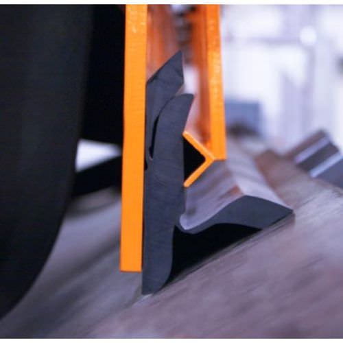 Guía para  transportador - ApronSeal™ Double - Martin Engineering