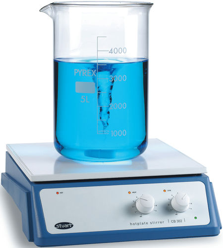 Agitador de laboratorio magnético - EW-04800-01 - Stuart Equipment - analógico / vertical / de placa caliente
