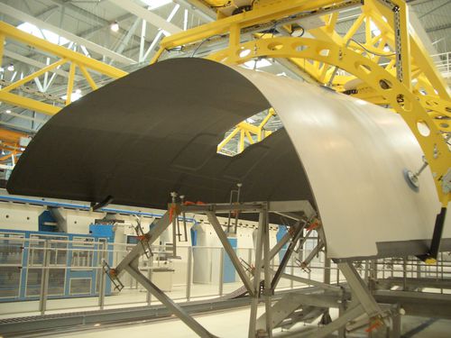 Elevador de ventosas para aplicaciones aeronáuticas - VacuLifter - VACU-LIFT Transportsysteme GmbH - horizontal