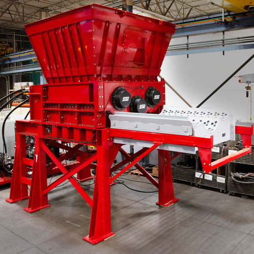 Destrozador de 3 ejes - Tri-Shear® T160 series - SSI Shredding Systems, Inc. - primario / residuos sólidos a granel / de metal