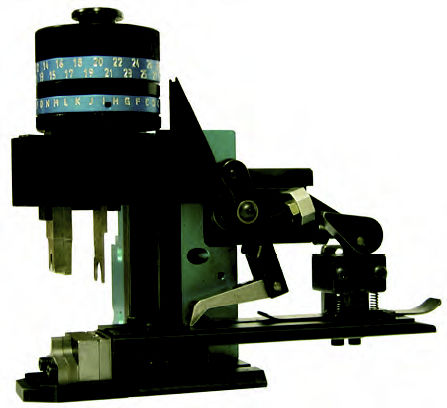 Engastadora de manguito para extremidad de cable - MT7 series  - MECATRACTION - automática / neumática / de alimentación lateral