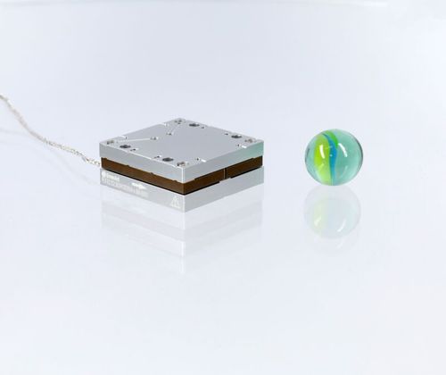 Platina de nanoposicionamiento lineal - PLF3232-x.60 - SmarAct GmbH - piezoeléctrica / 1 eje / compacta