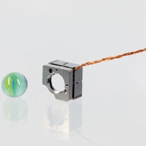 Portaespejos para montaje - STT-12.7-CR - SmarAct GmbH - de titanio