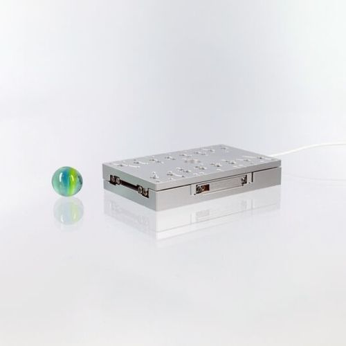 Platina de posicionamiento lineal - CLS-5282 - SmarAct GmbH - piezoeléctrica / aluminio / compatible de vacío