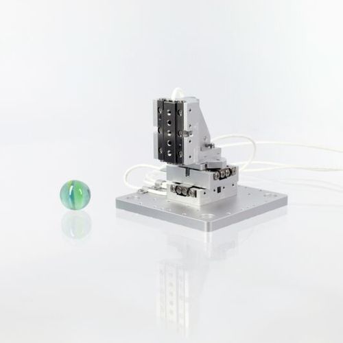 Platina de posicionamiento XYZ - SLC23:30 - SmarAct GmbH - 3 ejes / en lazo cerrado / modular