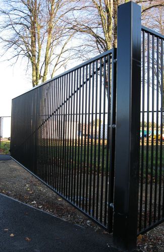 Portón pivotante - Avon Barrier