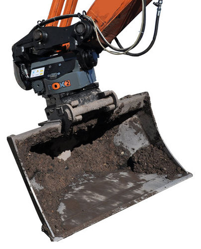 Sistema de acoplamiento de herramientas de inclinación para excavadora - TR18NOX - KINSHOFER