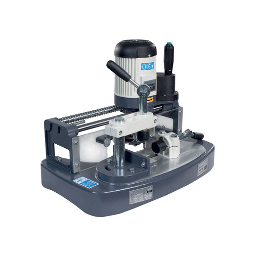 Retestadora para aluminio - POLAR I - OZMACHINE - para PVC / de ángulo fijo / neumática
