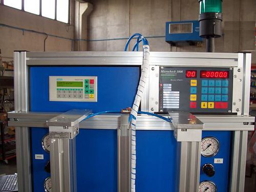 Probador de estanqueidad para filtros de aceite - Sheet Metal Men s.r.l. - con autómata programable