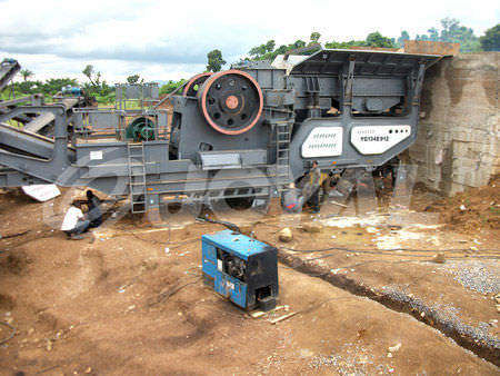 Machacadora de mandíbula - YGx series - Shanghai Joyal Machinery Co., Ltd. - móvil / compacta / con neumáticos