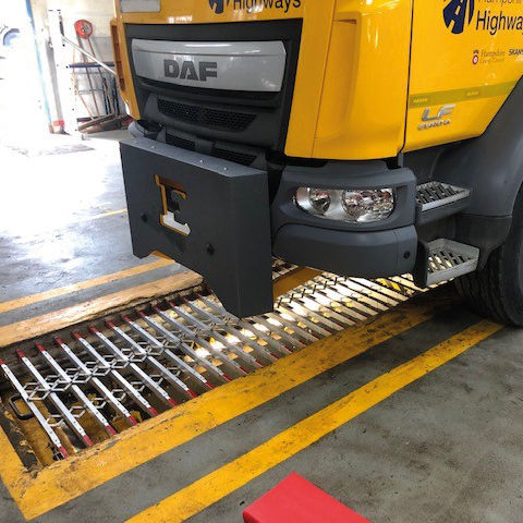 Plataforma de trabajo - PitProtect - KEE SAFETY  - móvil / para obra / para camión