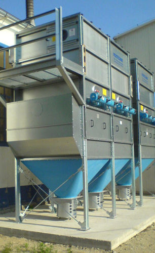 Desempolvador de cartucho - Höcker Polytechnik - limpieza por chorro de aire / compacto / para arenado