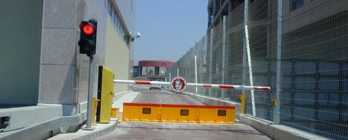 Bolardo retráctil neumático - EL-GO TEAM security systems - road-blocker