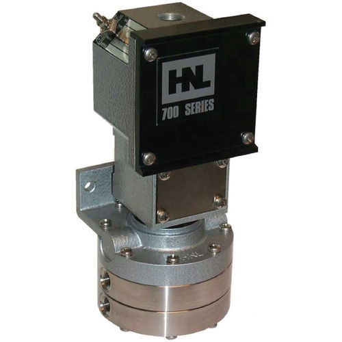 Presostato de membrana - 700 series - British Rototherm Co. Ltd - diferencial / con brida / NPT 1/4