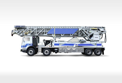 Camión grúa - LB 33T4 - SCHWING GmbH - de 4 ejes / para obra