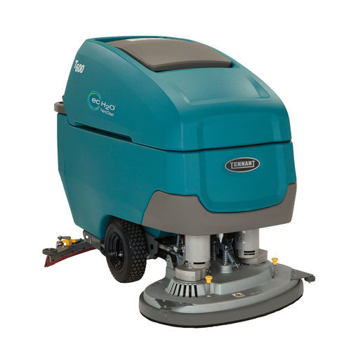 Fregadora con operador a pie - T600e - Tennant - alimentada por batería / industrial