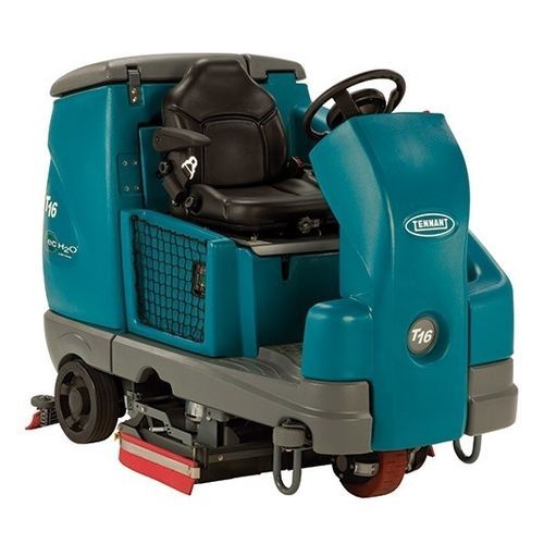 Fregadora con operador a bordo - T16 - Tennant - alimentada por batería / compacta