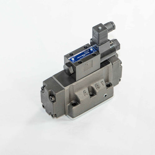 Distribuidor hidráulico de cajón - DSHG-04 series - YUKEN Europe Ltd. - accionado por solenoide