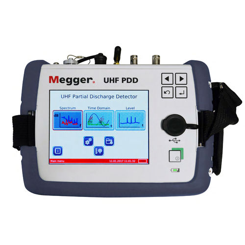 Instrumento de medida de descarga parcial - UHF PD - MEGGER - de radiofrecuencia / portátil / con visualización