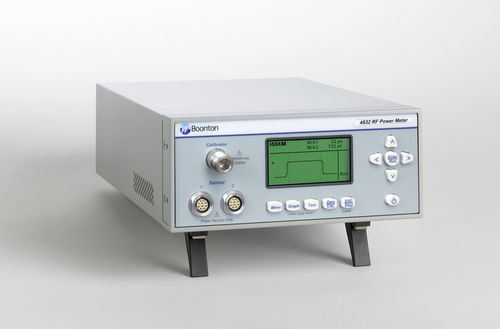 Dispositivo de medición de potencia benchtop - 10 Hz - 40 GHz | 4530 - BOONTON - digital