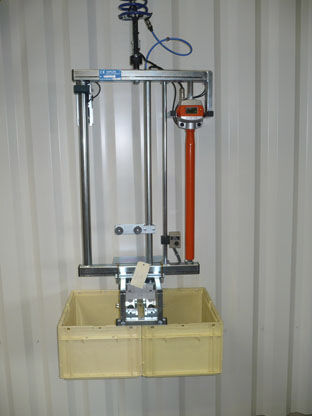 Manipulador de cajas - X281 - SAPELEM - con sistema de apriete / para componentes mecánicos / para transporte