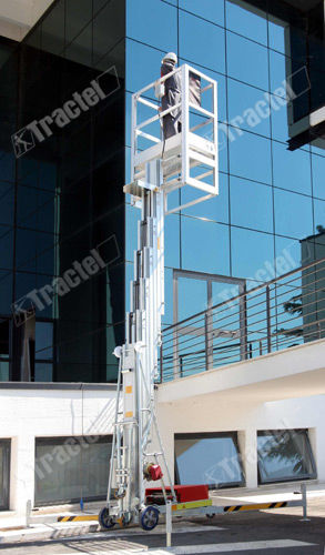 Cesta vertical móvil - Alulift™ - TRACTEL - electrohidráulica / para uso exterior