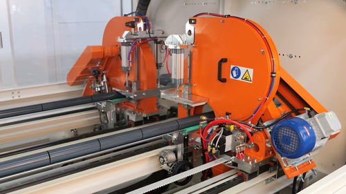 Arrastre de orugas y corte para lineas de extrusión para perfiles - COMBO - SICA S.p.A. - para línea de extrusión de tubos