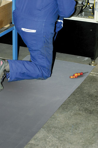 Alfombra antiestática - M38 series - IDS - aislante dieléctrica / de EPDM / en rollo