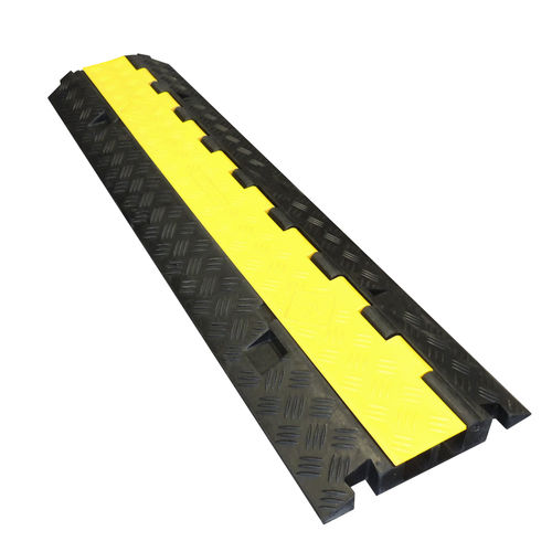 Protector para cable para el paso de vehículos - COBRA 32-2 - CABLE EQUIPEMENTS - fijado al suelo / de elastómero / de caucho