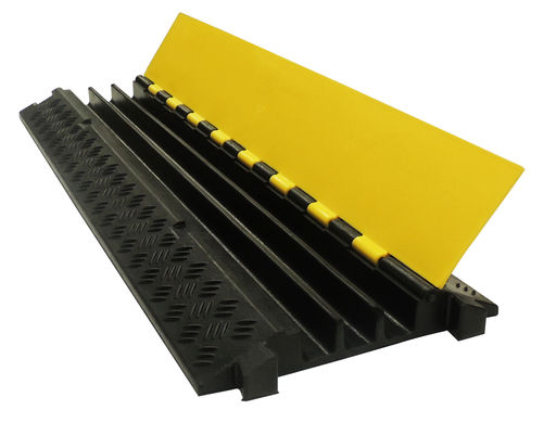 Protector para cable para el paso de vehículos - COBRA 31-3 - CABLE EQUIPEMENTS - fijado al suelo / de elastómero / de caucho