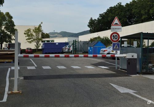 Barrera de acceso - BLX 10 - DIRICKX - levadiza / a prueba de choques