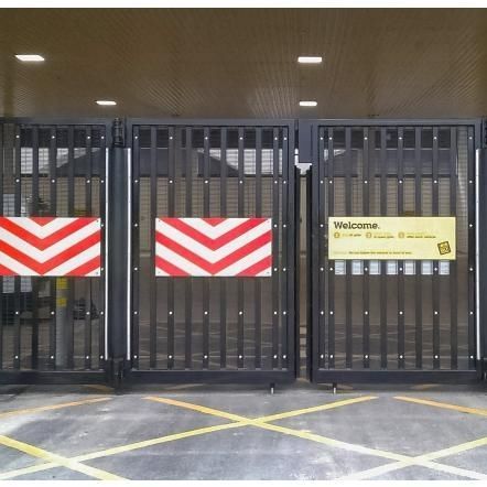 Portón pivotante - BIFOLD  - FRONTIER PITTS FRANCE - automático / acero altamente resistente / alta seguridad