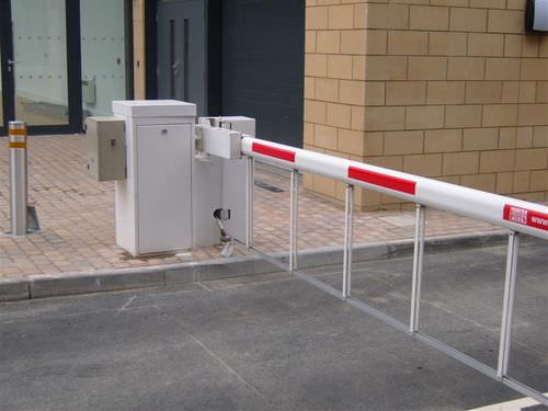 Barrera de seguridad - TERRA COMPACTE - FRONTIER PITTS FRANCE - levadiza / de aluminio / para vehículos