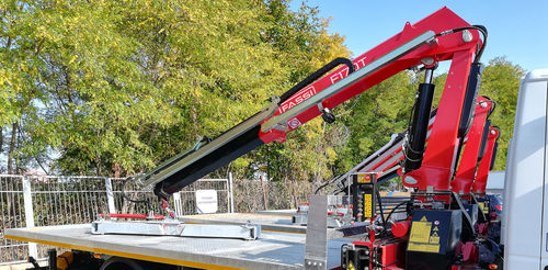 Grúa montada sobre camión - F170AT series - Fassi gru S.p.A - de mástil / forestal / para la industria del automóvil
