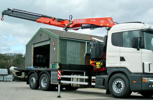 Grúa montada sobre camión - F195A series - Fassi gru S.p.A - de pluma articulada / para obra / de elevación