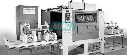 Granalladora para cilindros - MHG Strahlanlagen GmbH - con transportador de rodillos / automática