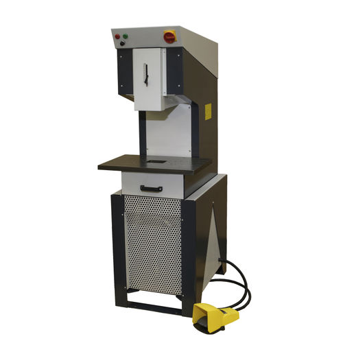 Punzonadora semiautomática - Dyno 20 - Pressta-Eisele GmbH - hidráulica