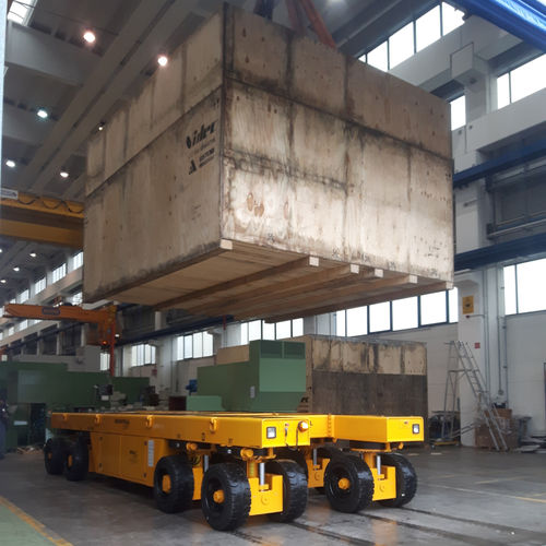 Transportador autopropulsado con motor diésel - IL140MES  - INDUSTRIAL LIFT - de 4 ejes / para grandes cargas / plataforma