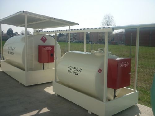 Cuba de almacenamiento de gasóleo - max. 60 l/min - numak srl - de acero al carbono / horizontal
