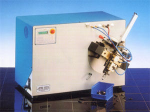 Máquina de desbarbado - max. 10 000 cycles/hr | E 200 - EBSO GmbH