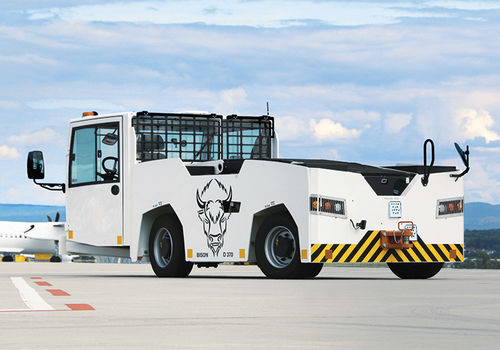 Tractor de aviones - »BISON« D 370 - Goldhofer - eléctrico / diésel / con 4 ruedas