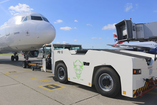 Tractor de aviones - »BISON« E 620 - Goldhofer - eléctrico / con 4 ruedas / con operador sentado