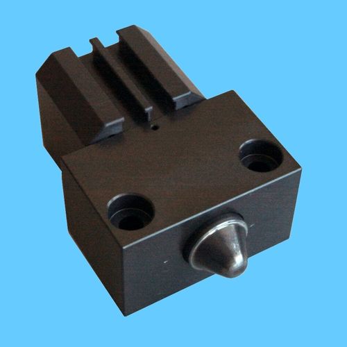 Cilindro de indexación - AVM AUTOMATION - neumático / de pistón magnético / de doble efecto