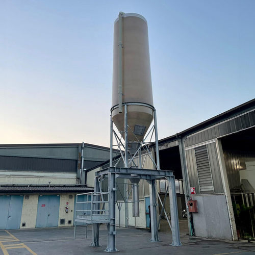 Silo para productos a granel - AGRISTRONG - AGRITECH SRL - para caliza / de acero inoxidable / de acero galvanizado