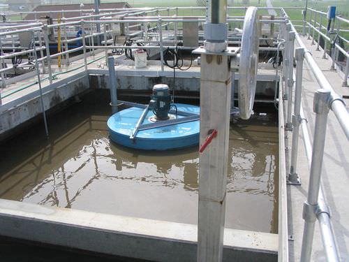 Microplanta para tratamiento de aguas residuales por fangos activos - AquaPASS® - Aqua-Aerobic Systems, Inc.
